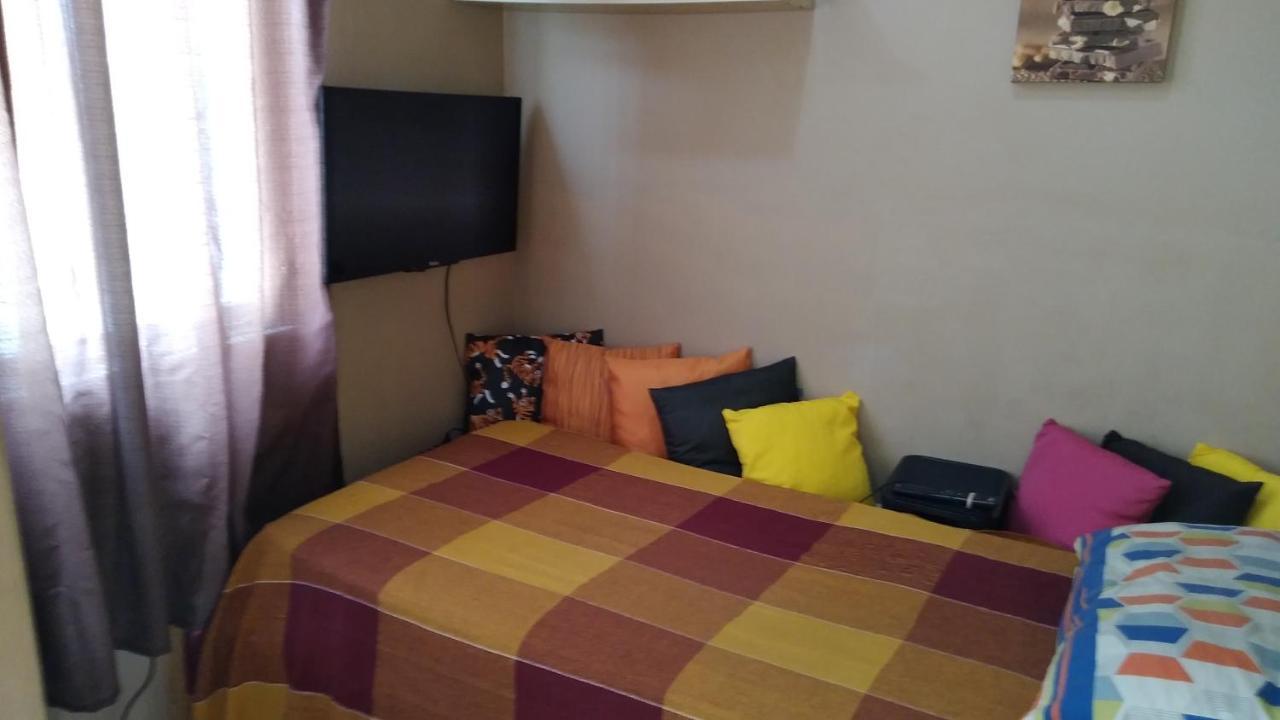 Habitación en casa particular Individual Privativo Em Copacabana